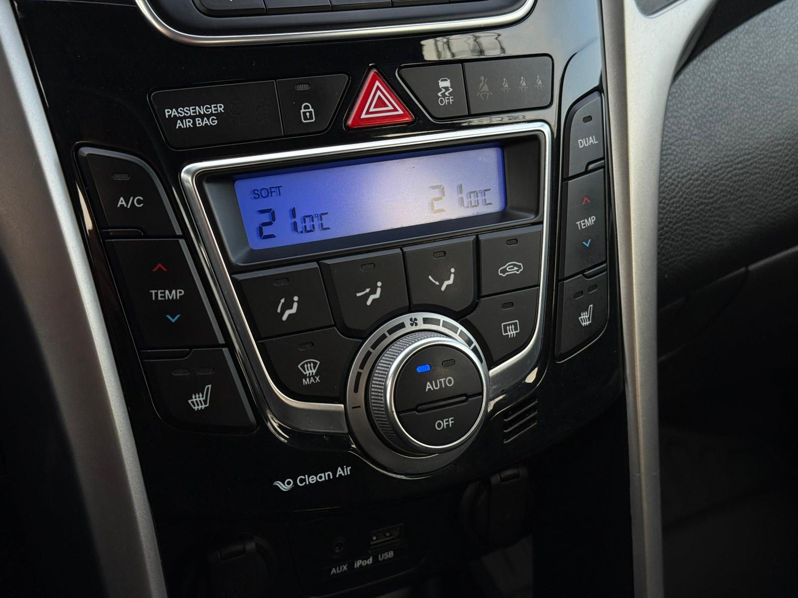 
Hyundai i30 full									