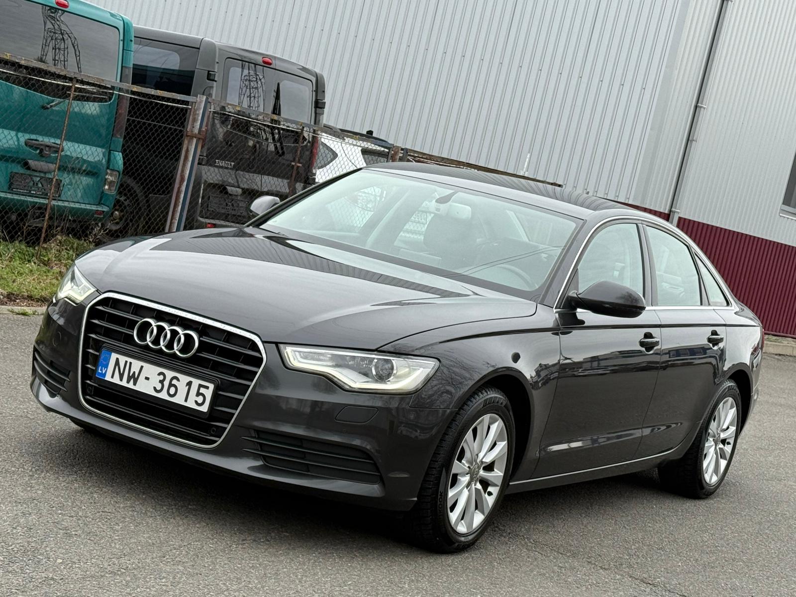 
Audi A6 full									