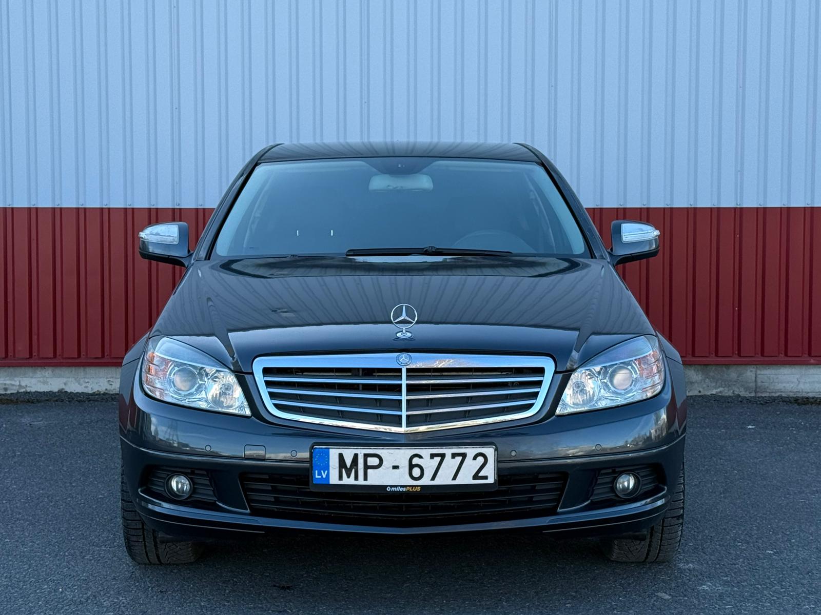 Mercedes Benz C200