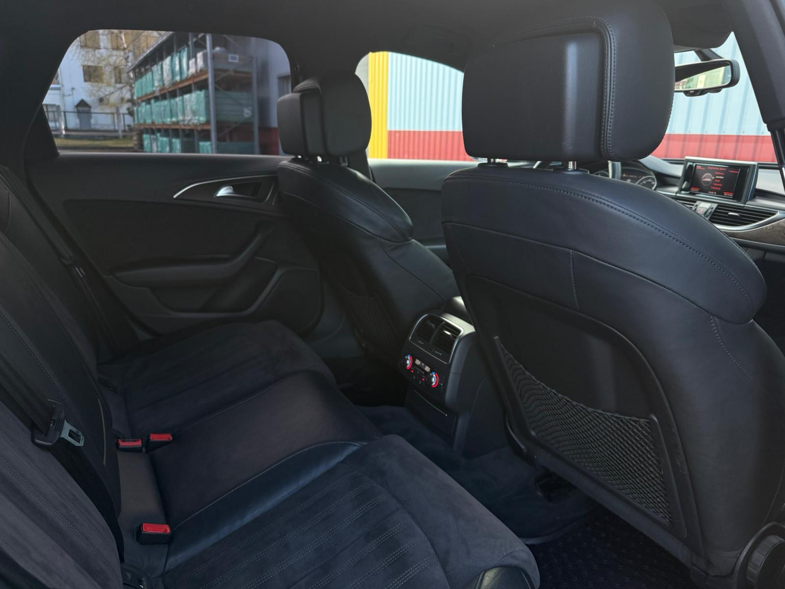 
Audi A6 full									