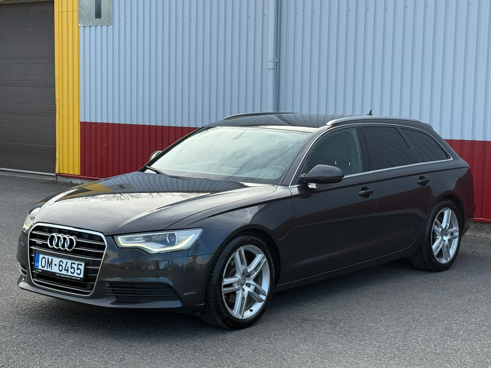 
Audi A6 full									