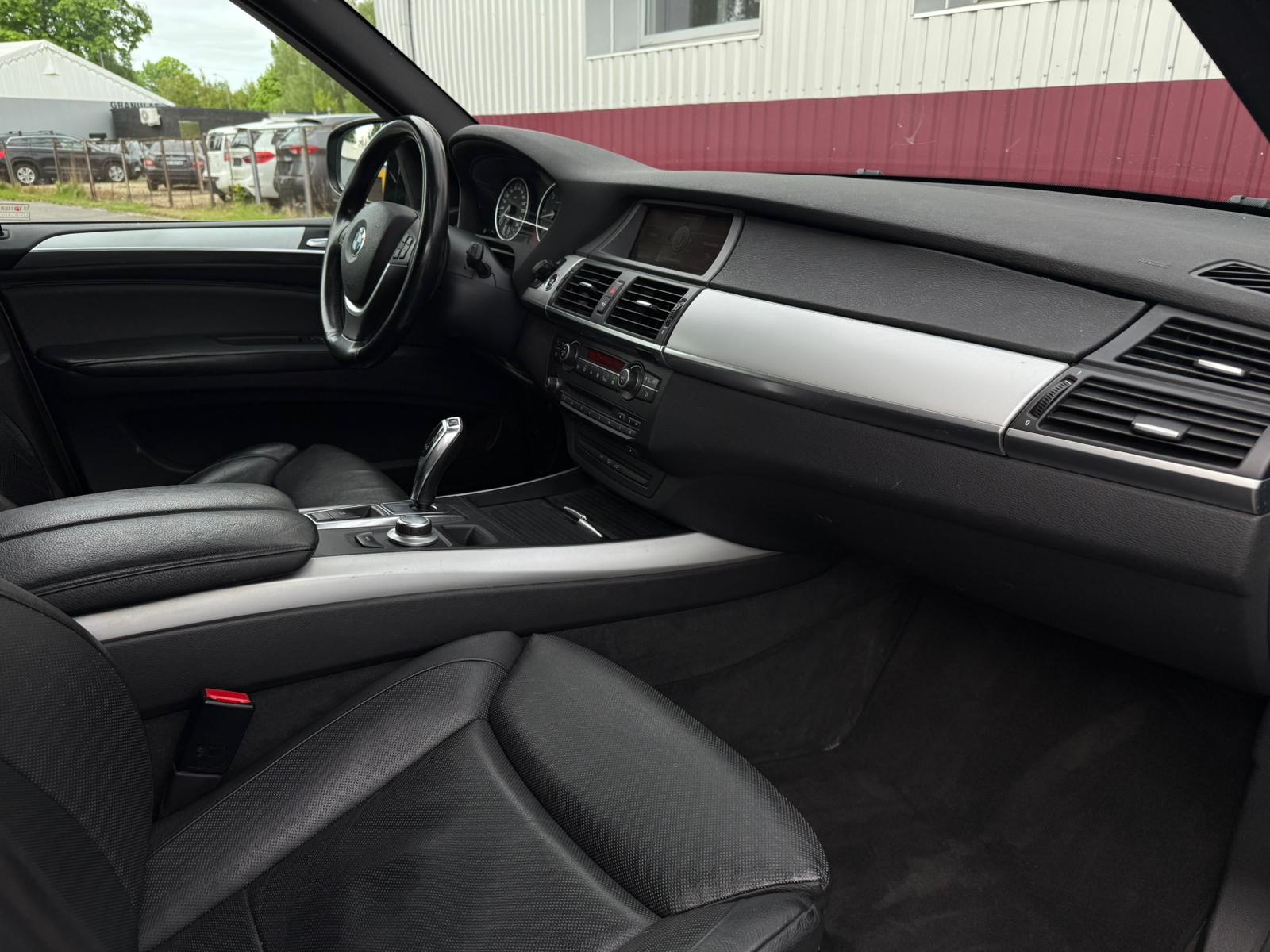 
BMW X5 full									
