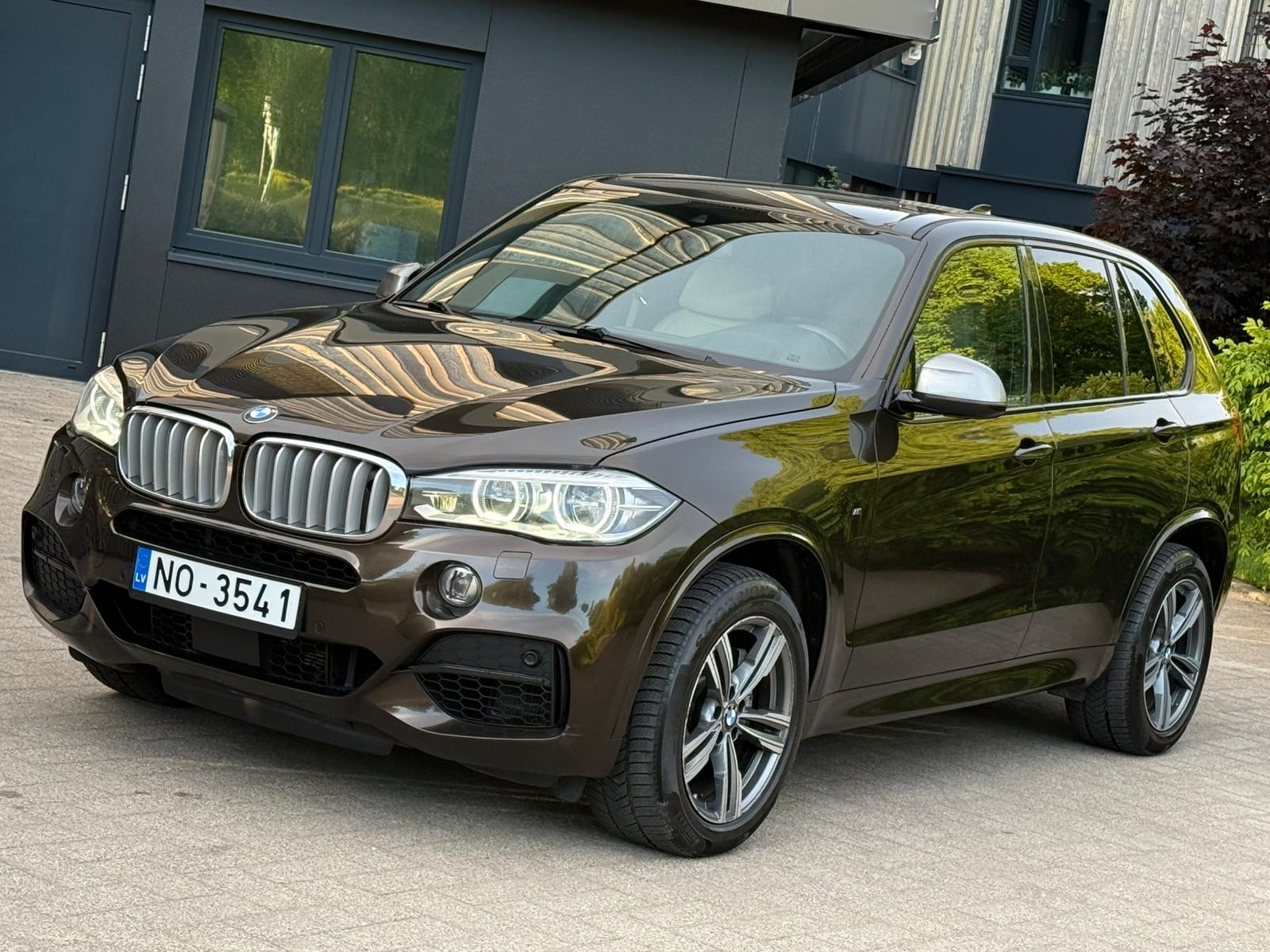 
BMW X5 full									
