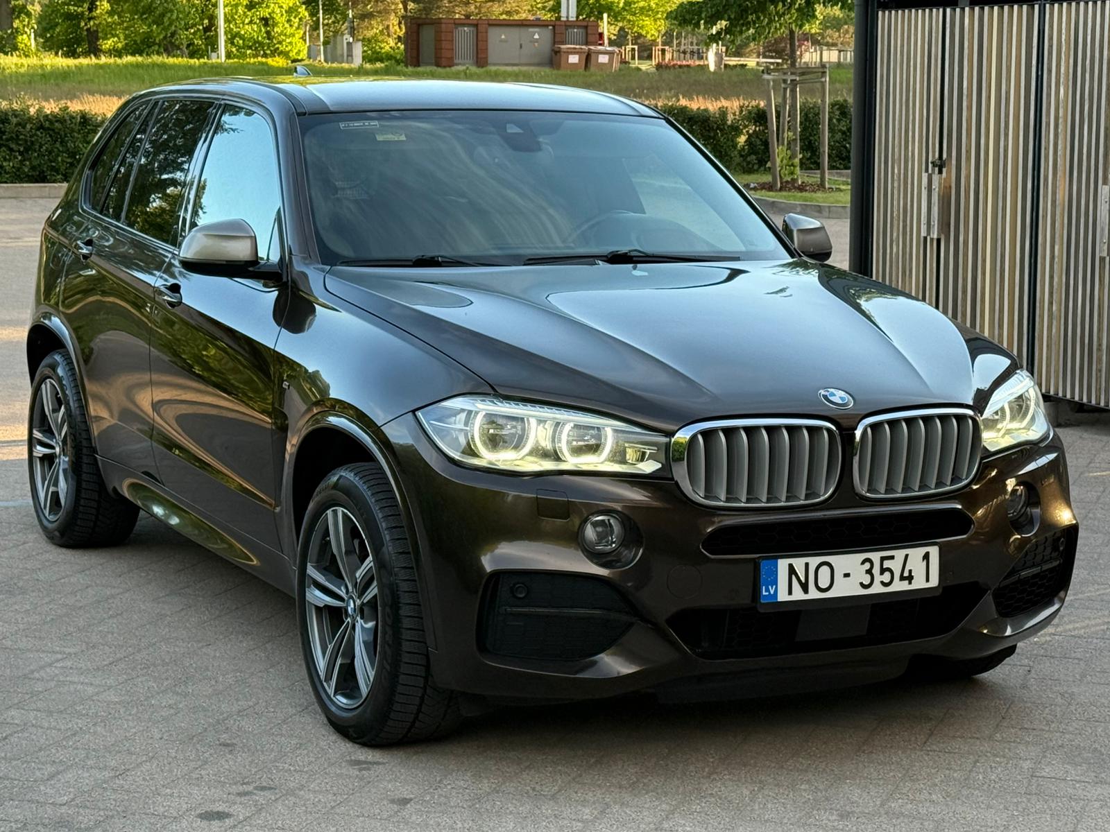 
BMW X5 full									