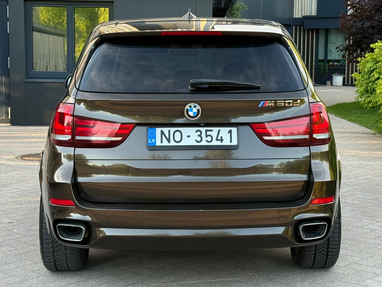 
BMW X5 full									