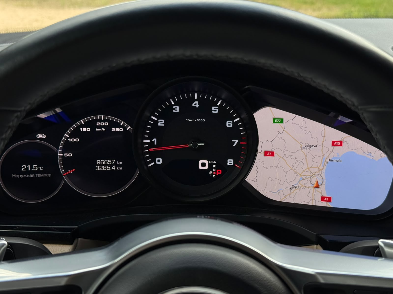 
Porsche Cayenne full									