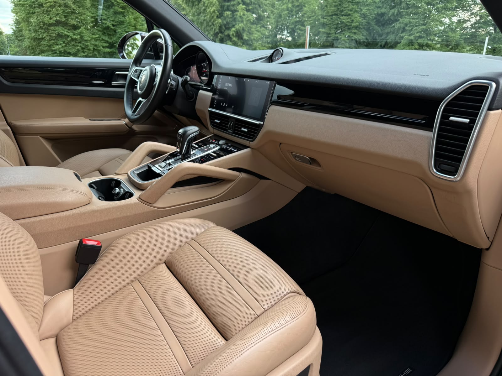 
Porsche Cayenne full									