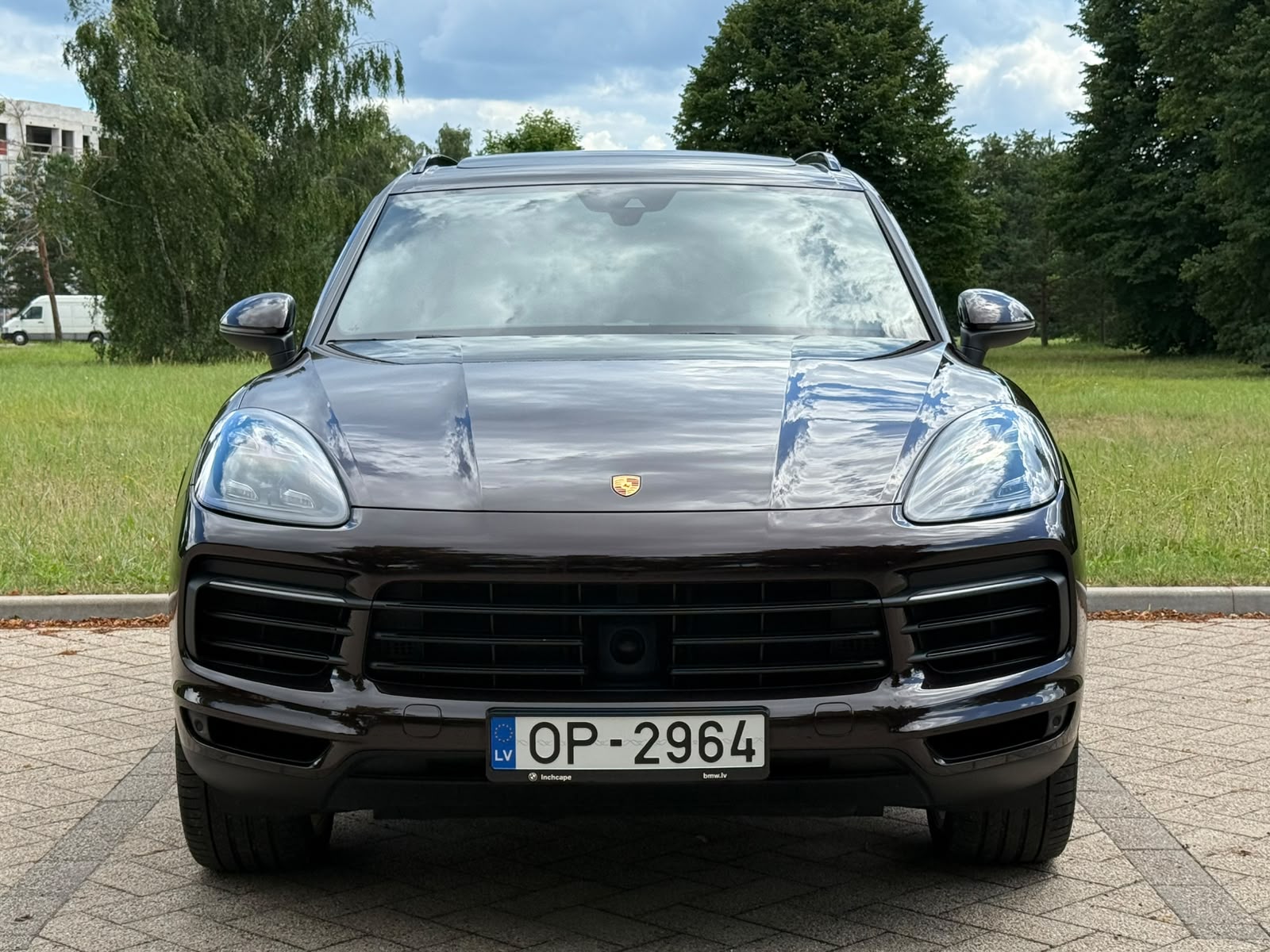 
Porsche Cayenne full									