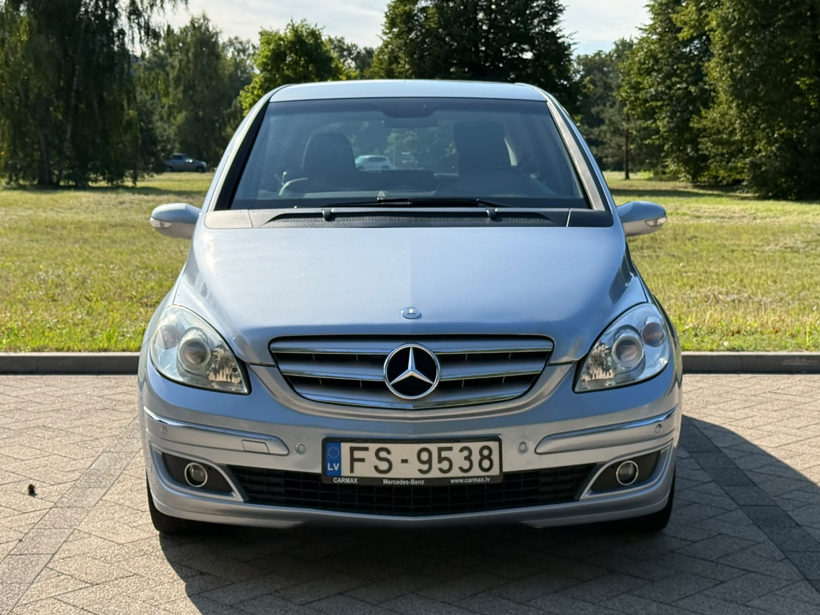
Mercedes Benz B170 full									