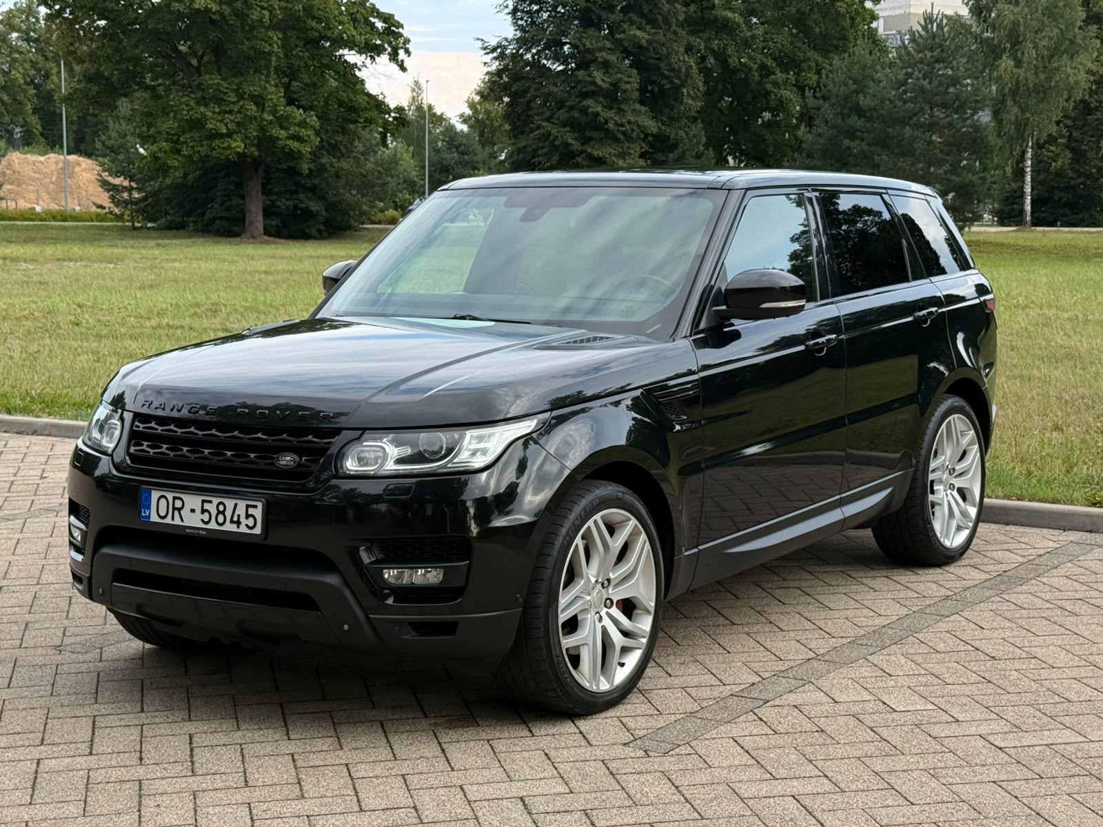 
Range Rover Sport full									