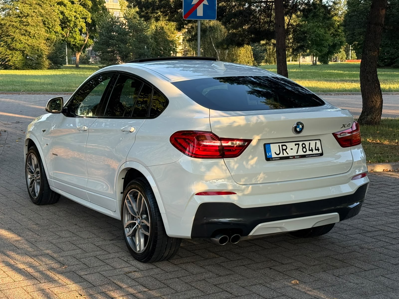 
BMW X4 full									