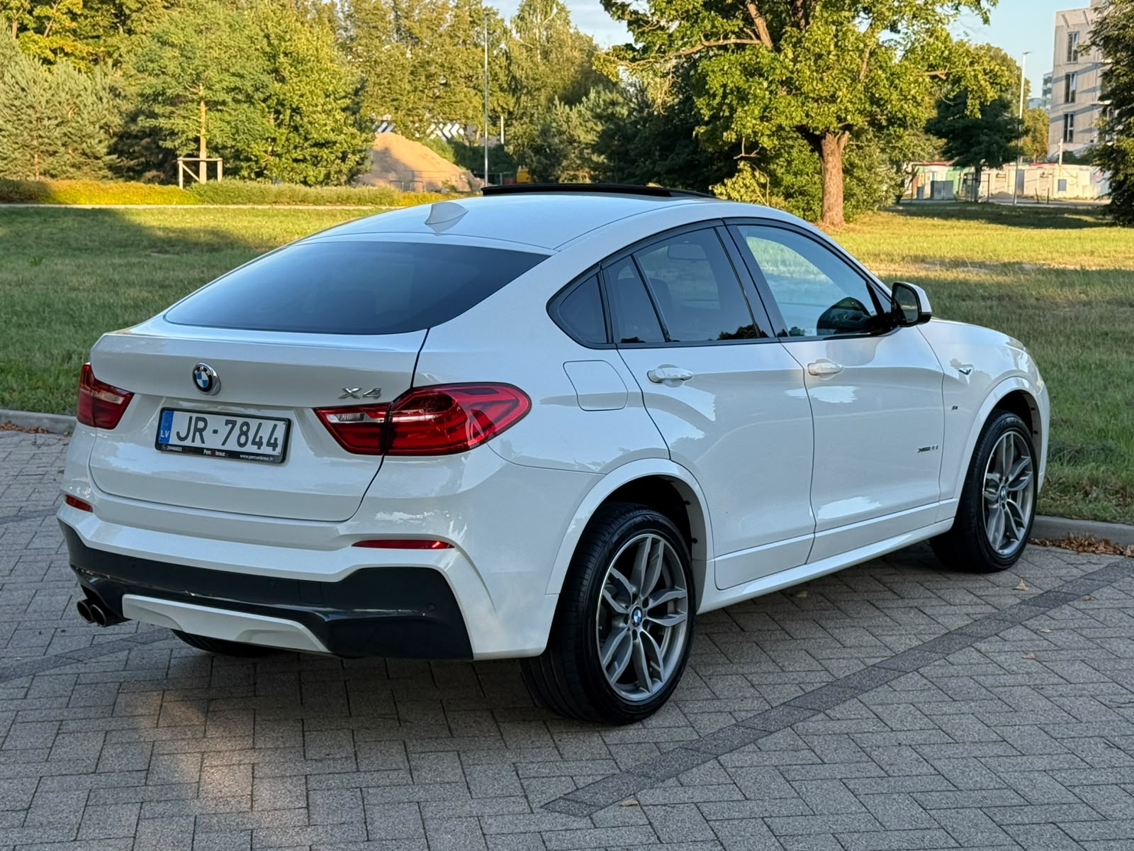 
BMW X4 full									